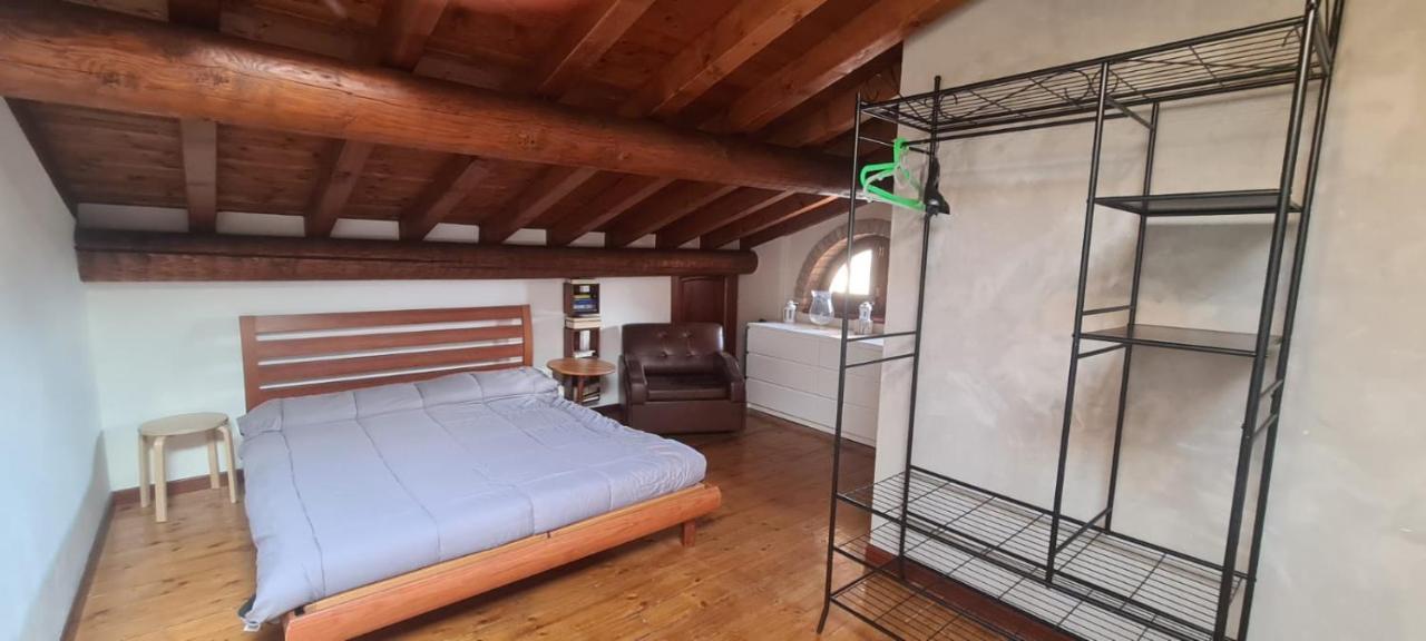 Готель Garda Family House Дезенцано-дель-Гарда Екстер'єр фото