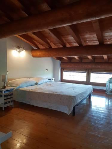 Готель Garda Family House Дезенцано-дель-Гарда Екстер'єр фото